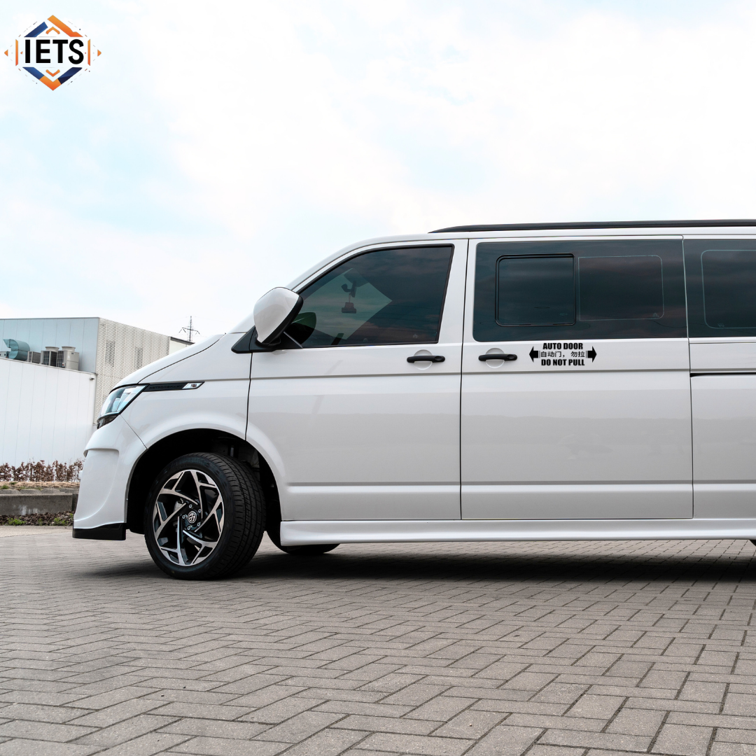 Auto or Manual Door / Auto or Manual Tailgate with Chinese words Car Decal